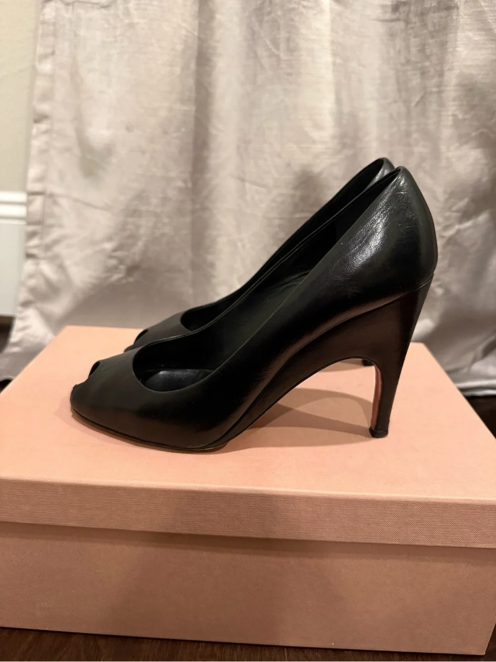 Miu Miu Black Leather Pointed-Toe High Heels - Picture 2 of 5